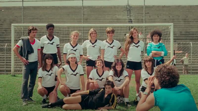 Filme sobre futebol feminino volta às telas no CineSesc